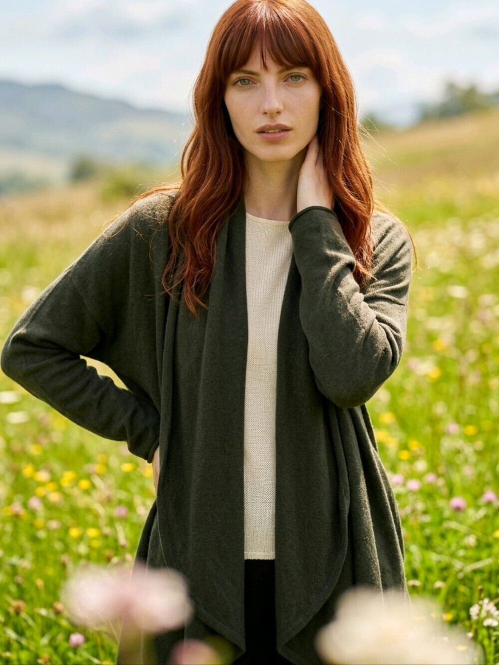 Vintage SHIRIN Olive Sage Green 100% Scottish Cashmere One Size